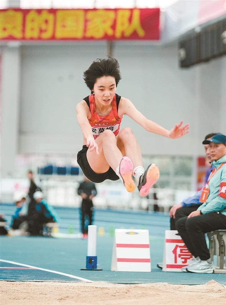 田径比赛中埃及选手获得佳绩