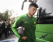 罗马尼亚银靴难拒中超高薪下定决心赴浙事出有因的简单介绍