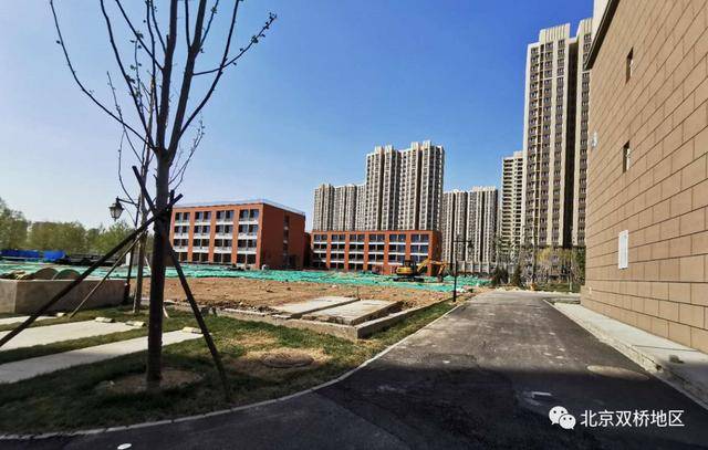 包含北京队势如破竹，对手防线摇摇欲坠的词条